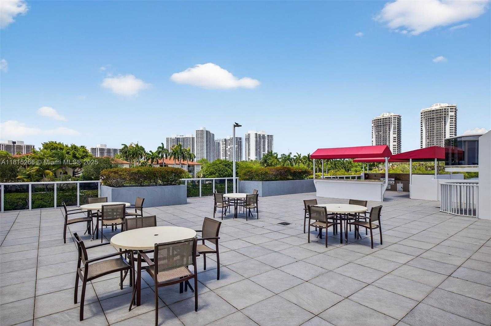Small Image of 3675 NORTH COUNTRY CLUB DR #401, Aventura Number 40