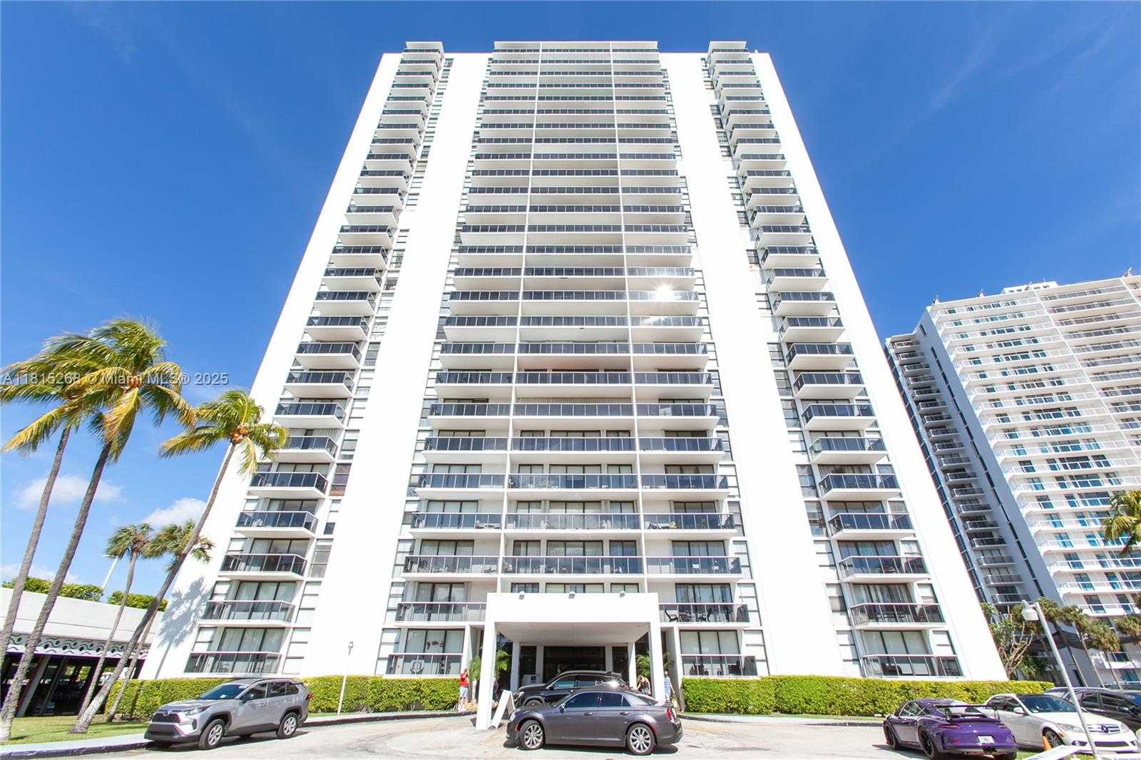 Small Image of 3675 NORTH COUNTRY CLUB DR #401, Aventura Number 48