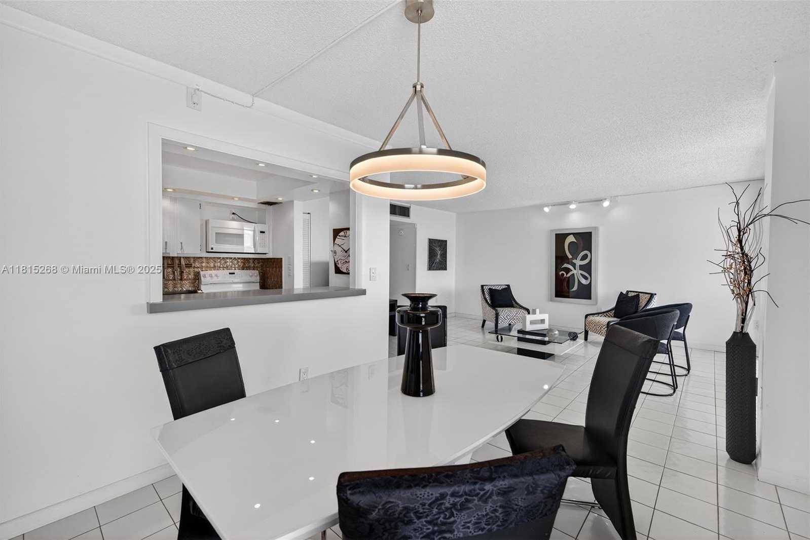 Small Image of 3675 NORTH COUNTRY CLUB DR #401, Aventura Number 9