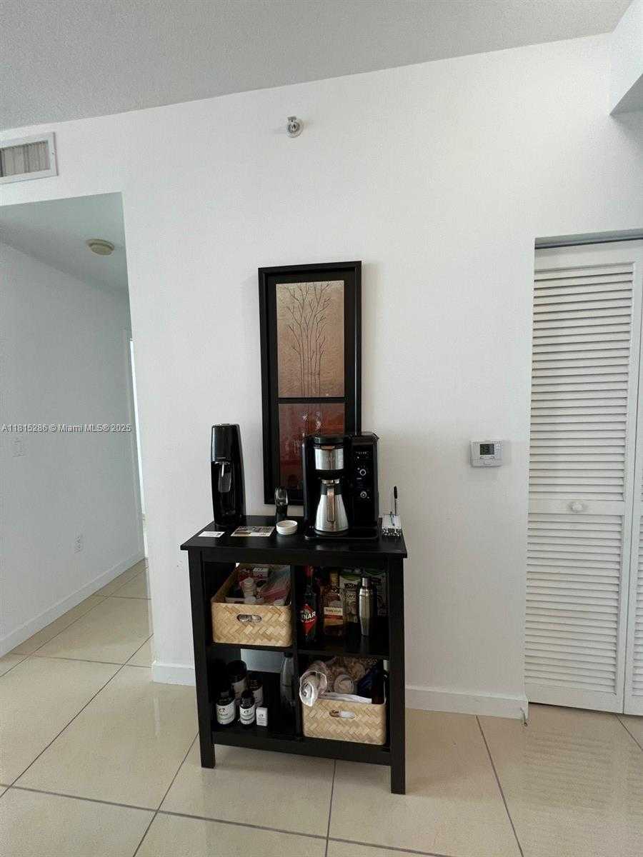 Small Image of 79 SOUTH WEST 12TH ST #1603-S, Miami Number 15