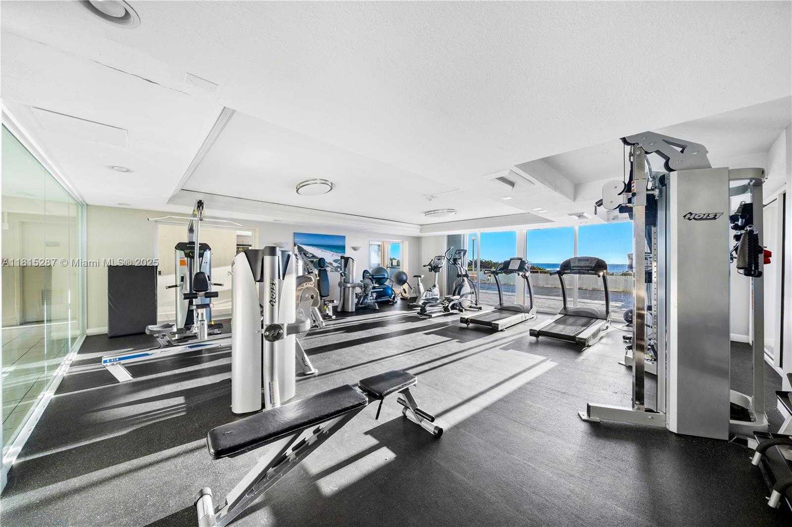 Small Image of 465 OCEAN DR #315, Miami Beach Number 18