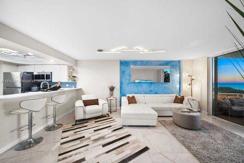 Small Image of 465 OCEAN DR #315, Miami Beach Number 7