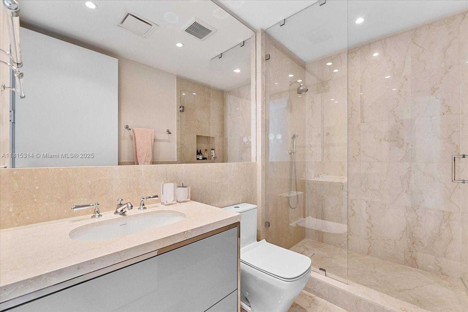 Small Image of 15701 COLLINS AVE #3101, Sunny Isles Beach Number 11