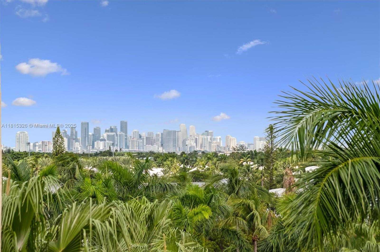 Small Image of 713 CRANDON BLVD #PH-3, Key Biscayne Number 14