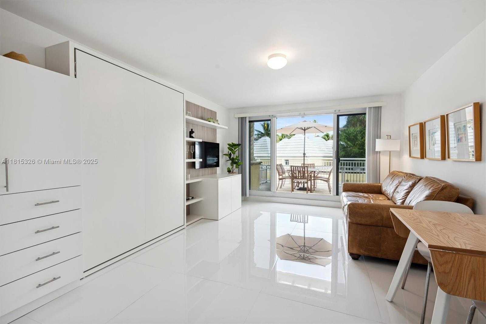 Small Image of 713 CRANDON BLVD #PH-3, Key Biscayne Number 21