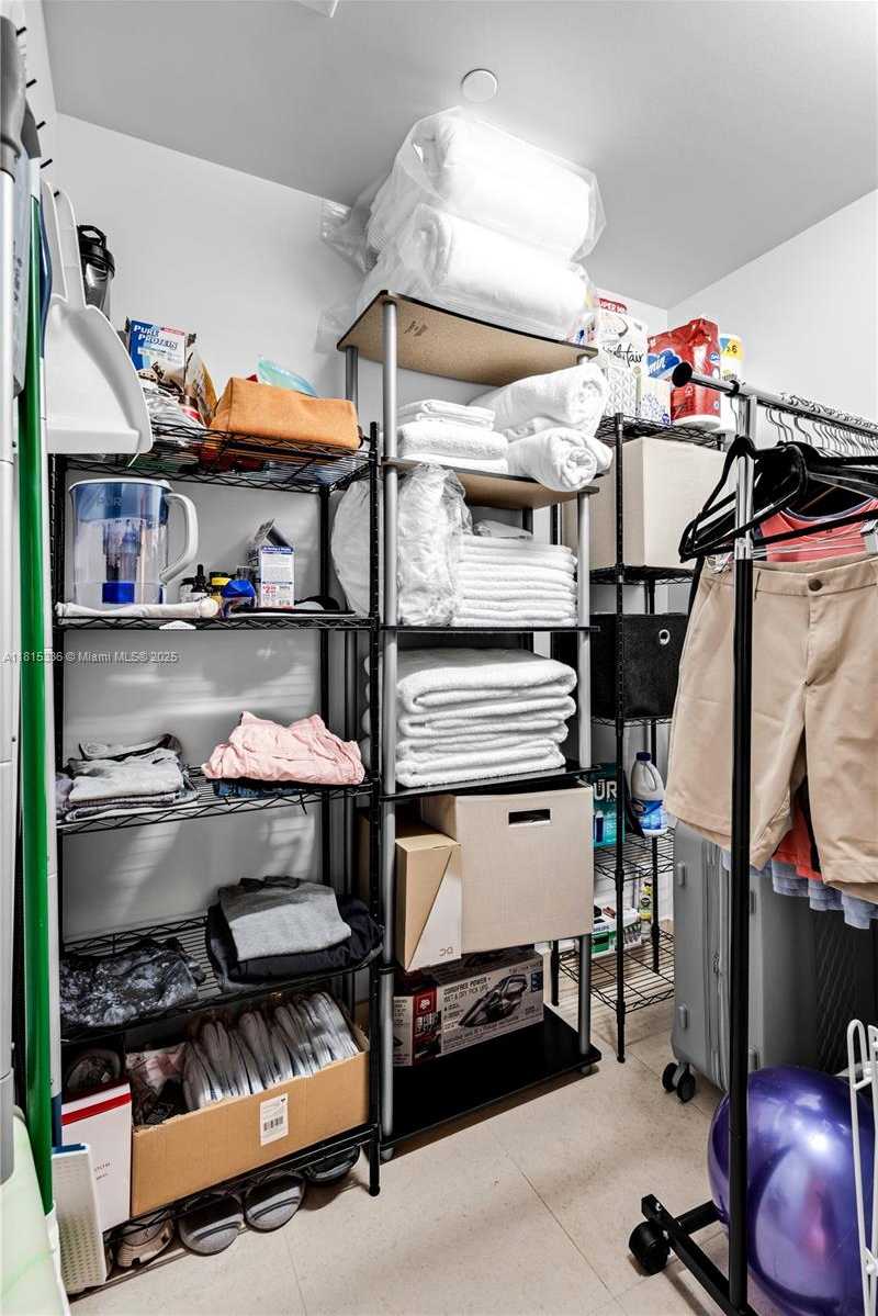 Small Image of 6801 COLLINS AVE #417 (404 Deed), Miami Beach Number 17