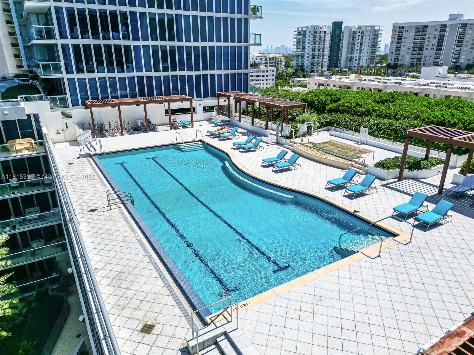 Small Image of 6801 COLLINS AVE #417 (404 Deed), Miami Beach Number 23