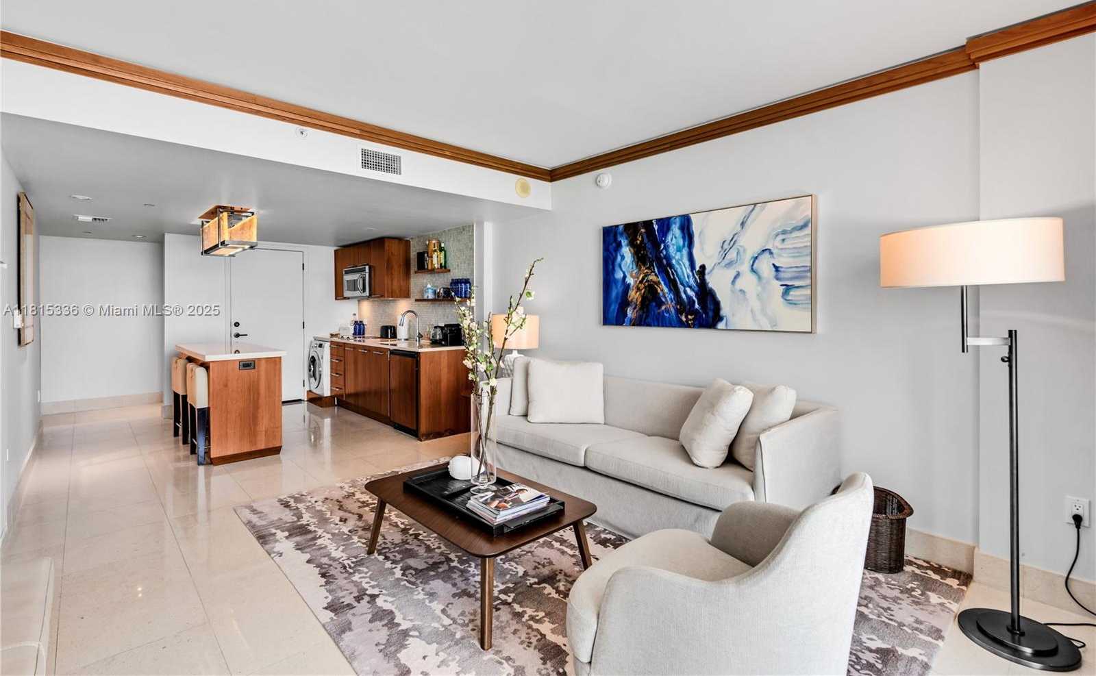 Small Image of 6801 COLLINS AVE #417 (404 Deed), Miami Beach Number 7