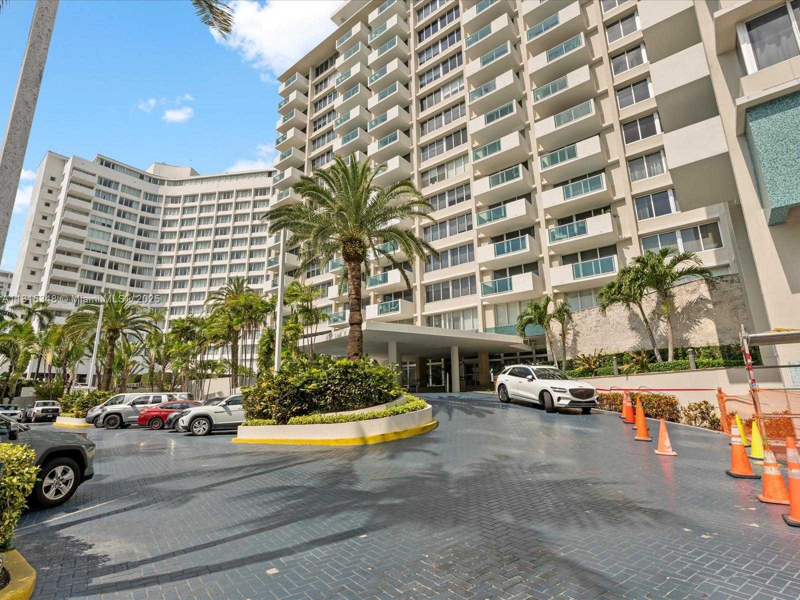 Small Image of 1200 WEST AVE #PH24, Miami Beach Number 2