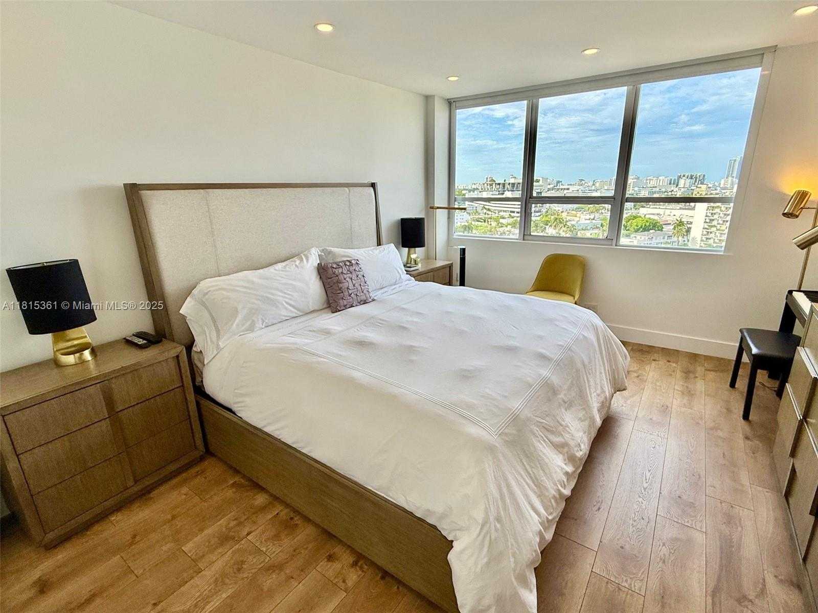 Small Image of 1500 BAY RD #1212S, Miami Beach Number 10