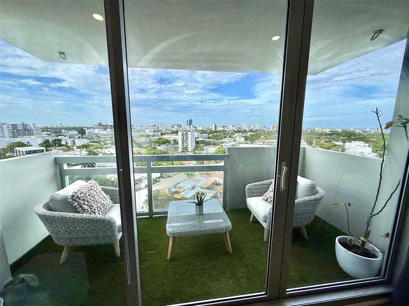 Small Image of 1500 BAY RD #1212S, Miami Beach Number 5