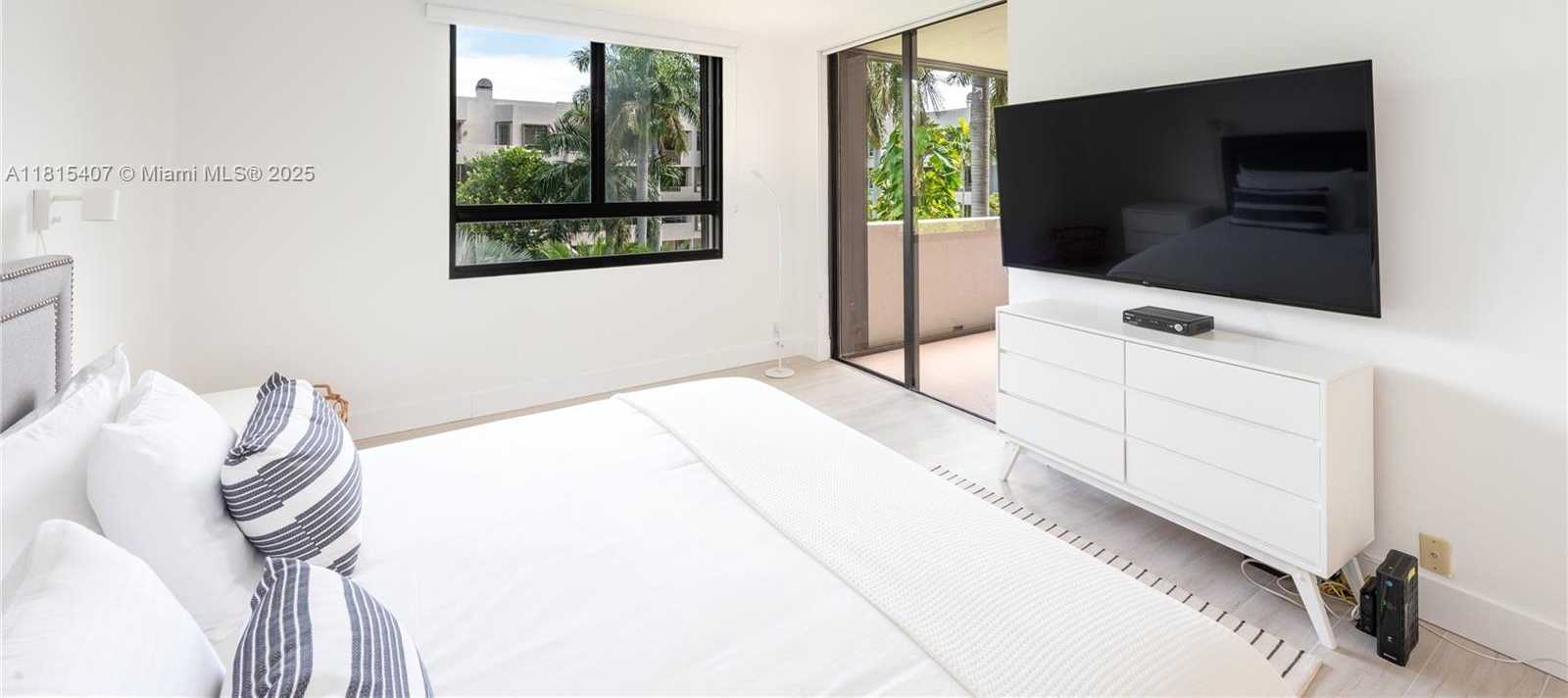 Small Image of 181 CRANDON BLVD #306, Key Biscayne Number 13