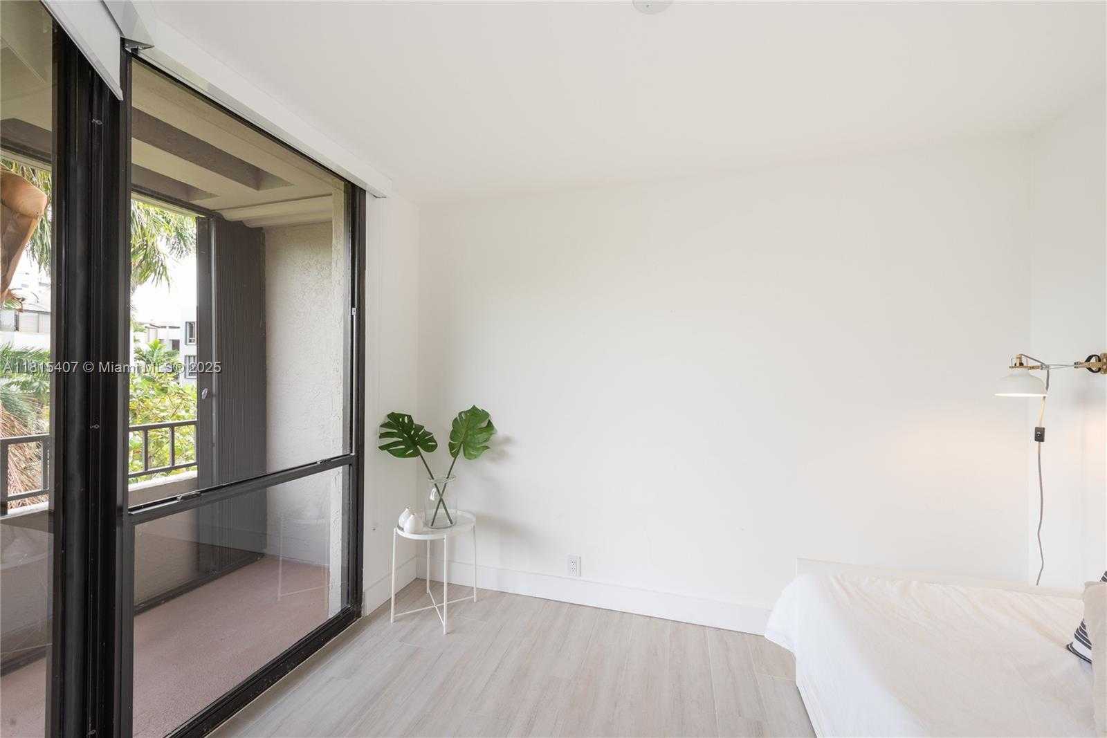 Small Image of 181 CRANDON BLVD #306, Key Biscayne Number 22