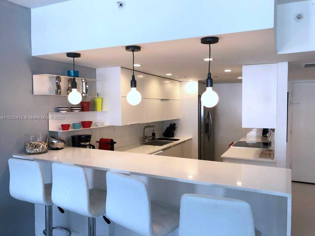 Small Image of 100 LINCOLN RD #1035, Miami Beach Number 6