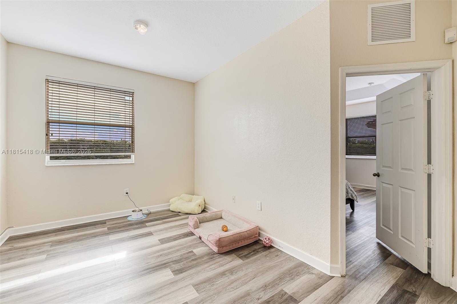 Small Image of 12883 SOUTH WEST 134TH TER, Miami Number 17