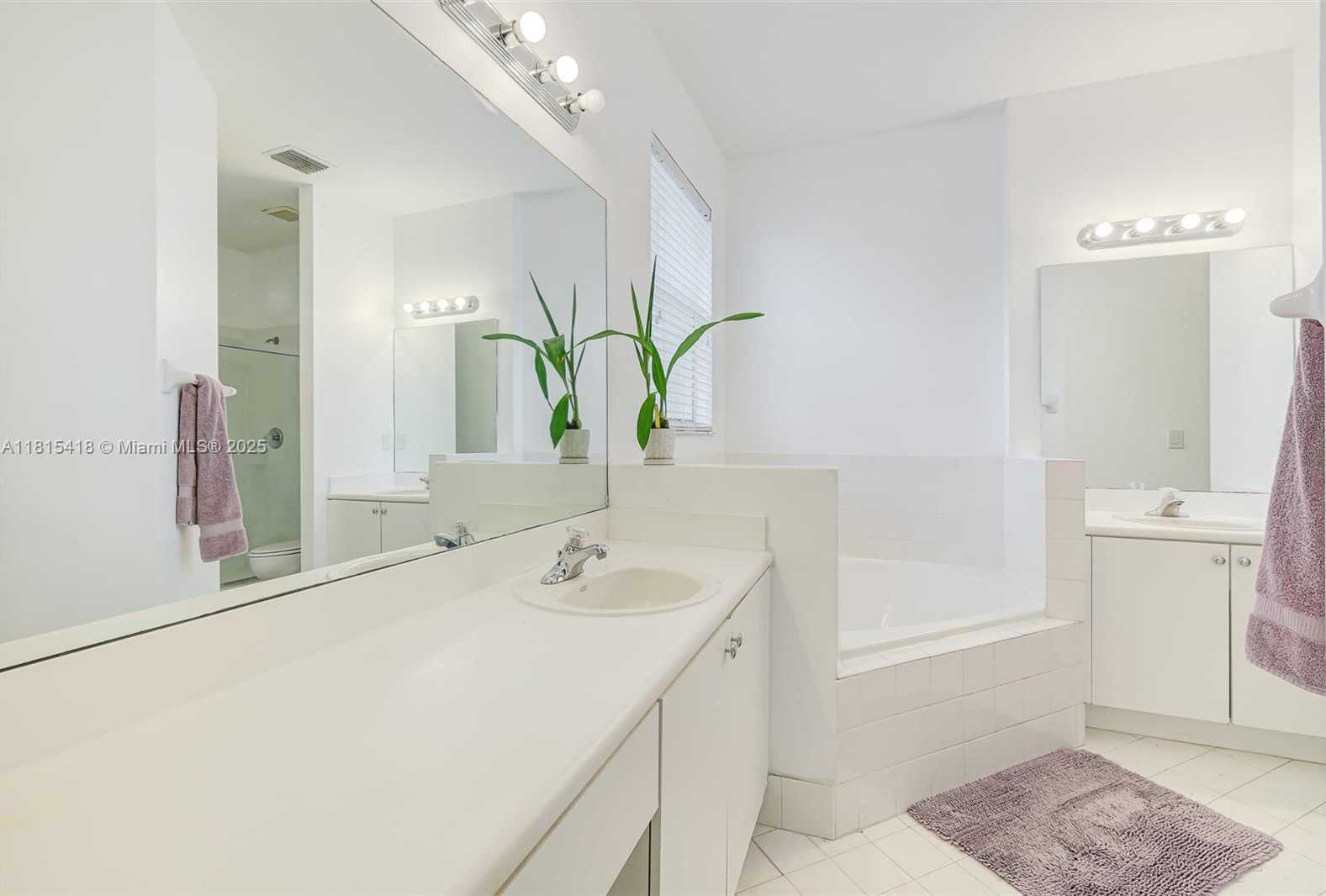 Small Image of 12883 SOUTH WEST 134TH TER, Miami Number 22