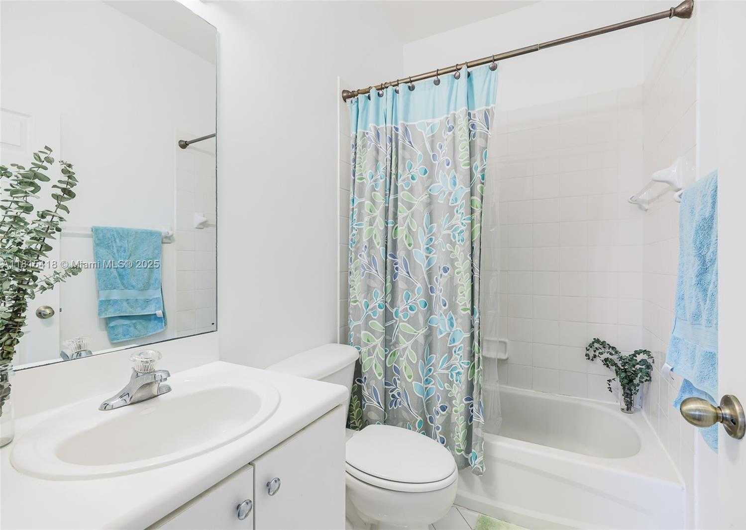Small Image of 12883 SOUTH WEST 134TH TER, Miami Number 28