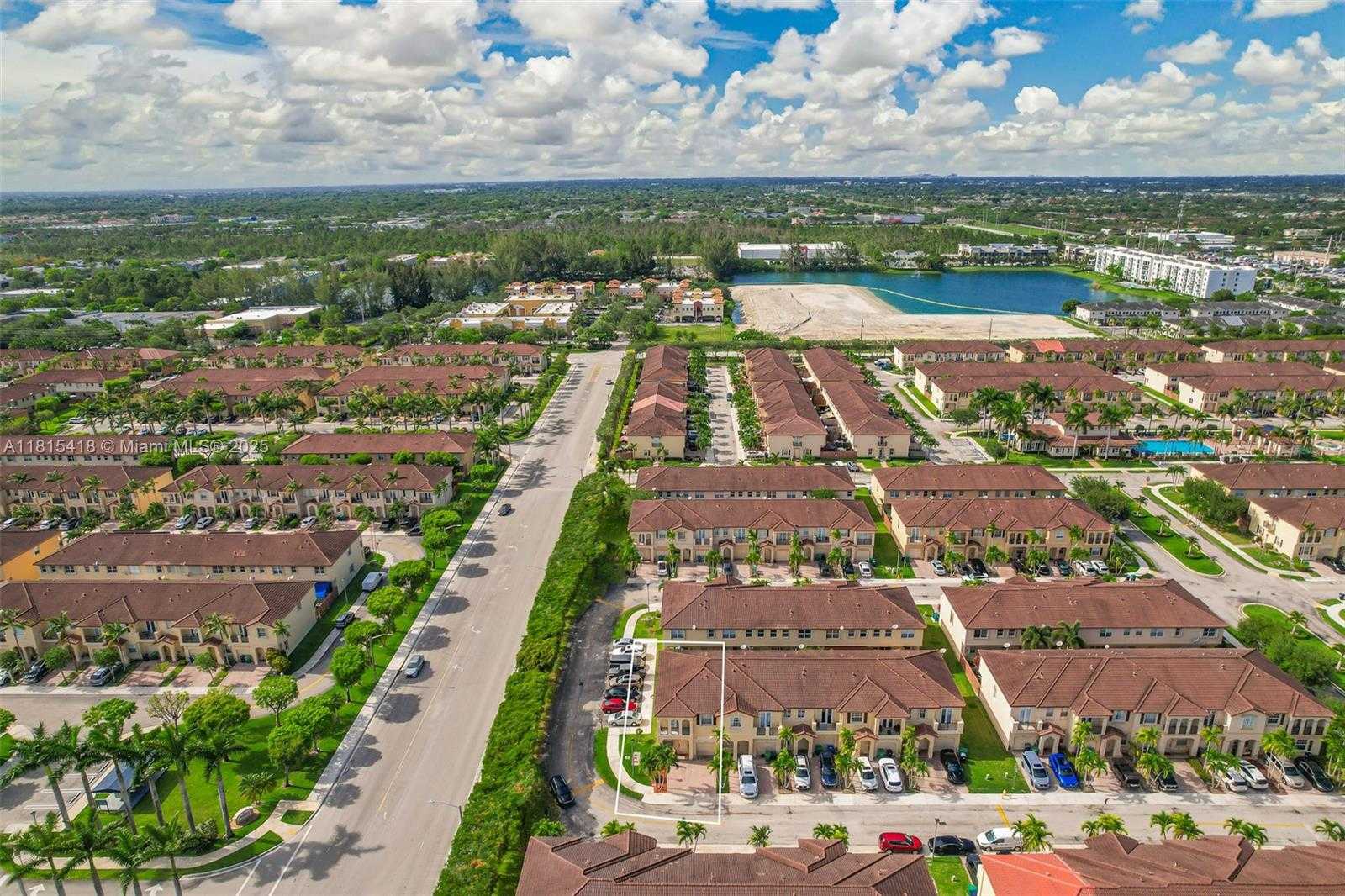 Small Image of 12883 SOUTH WEST 134TH TER, Miami Number 47