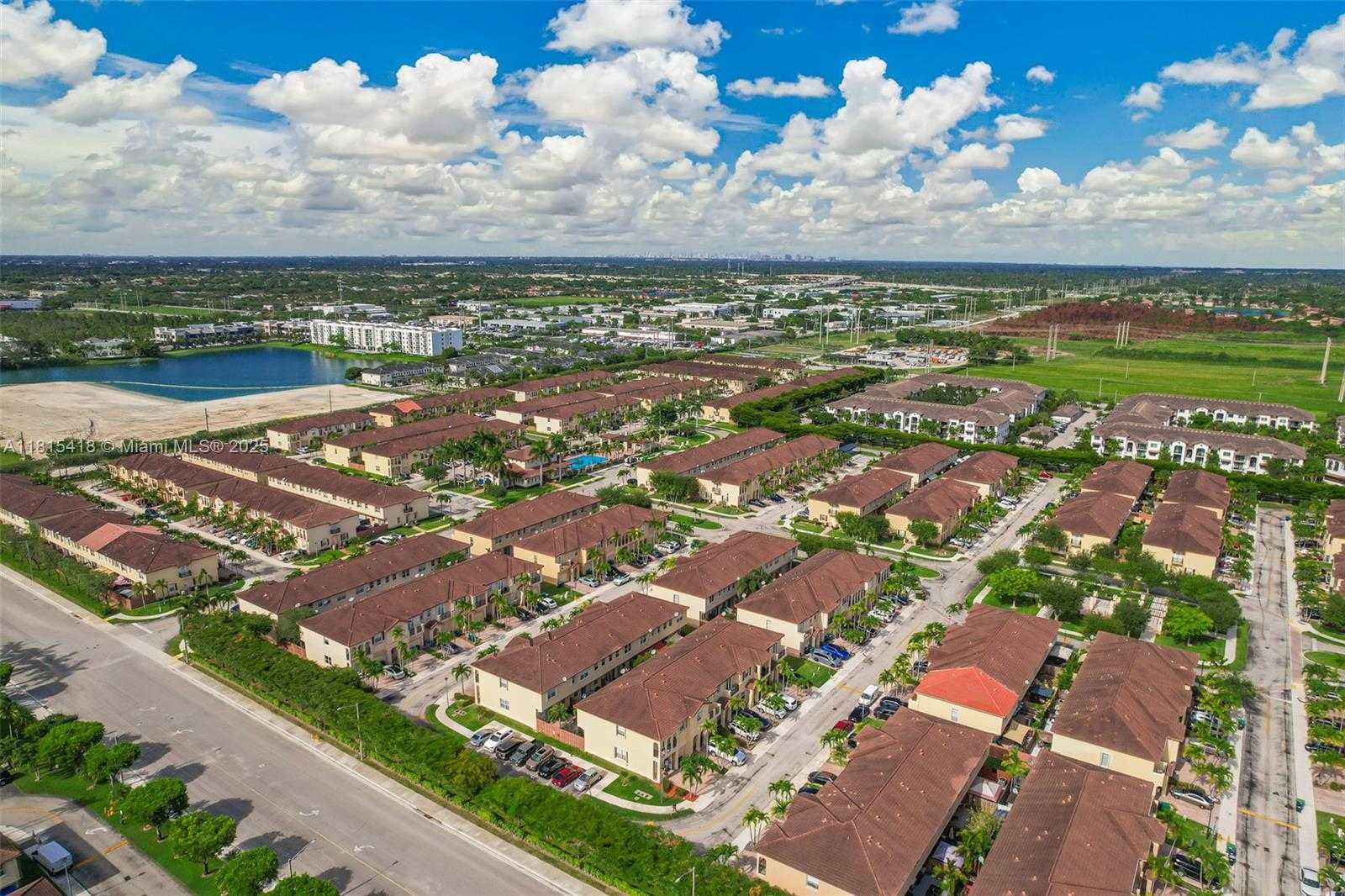 Small Image of 12883 SOUTH WEST 134TH TER, Miami Number 48