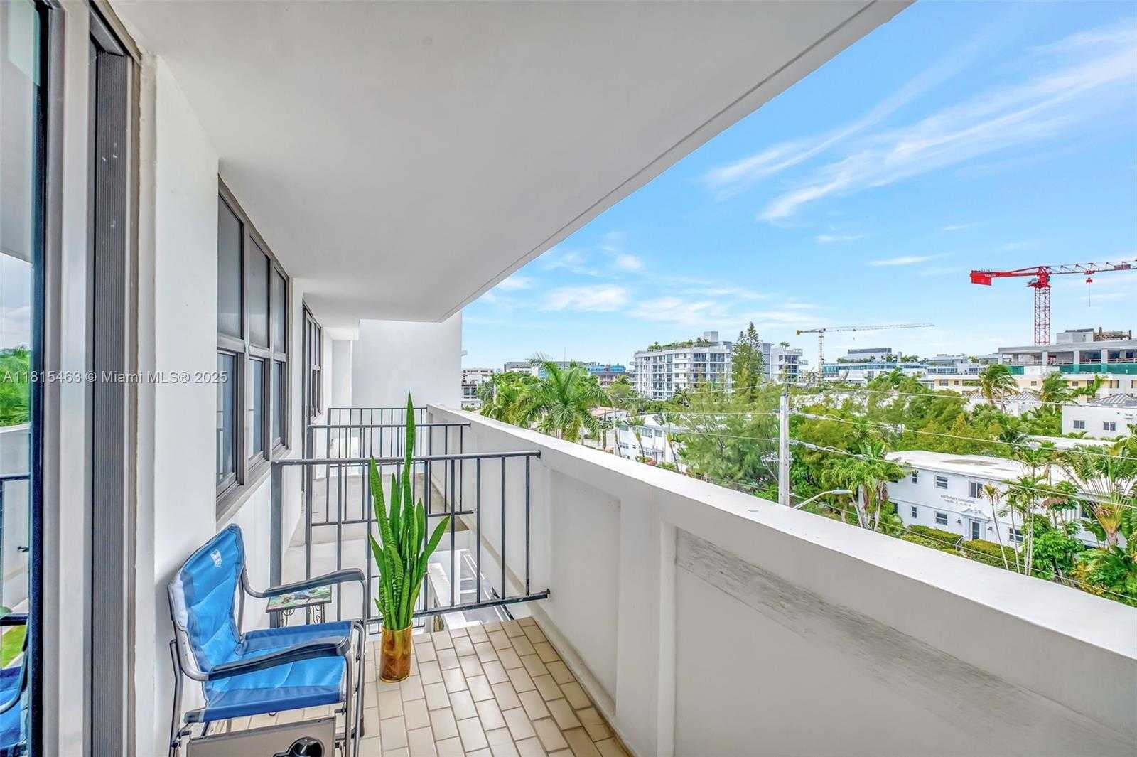 Small Image of 10101 EAST BAY HARBOR DR #502, Bay Harbor Islands Number 10