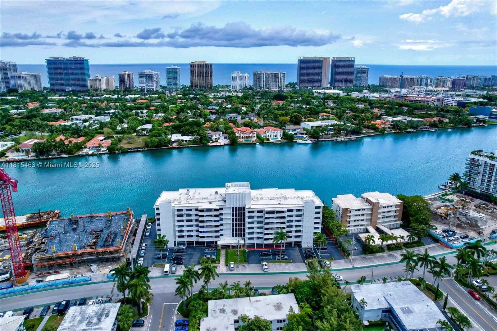 Small Image of 10101 EAST BAY HARBOR DR #502, Bay Harbor Islands Number 38