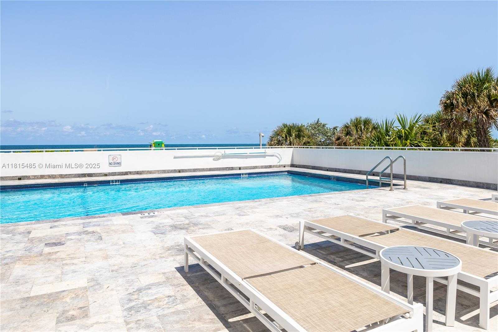 Small Image of 401 OCEAN DR #221, Miami Beach Number 15