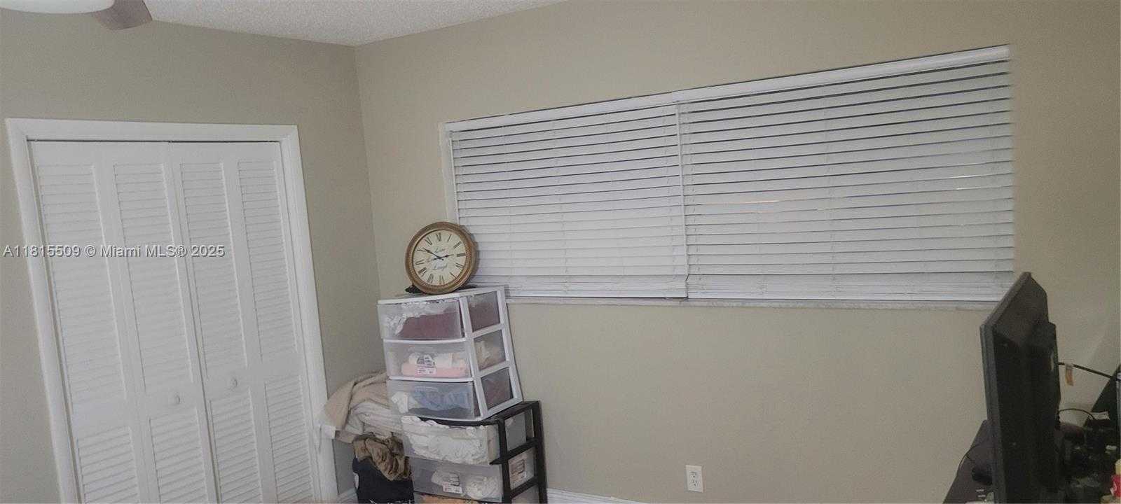 Small Image of 1958 MONROE ST #107, Hollywood Number 13