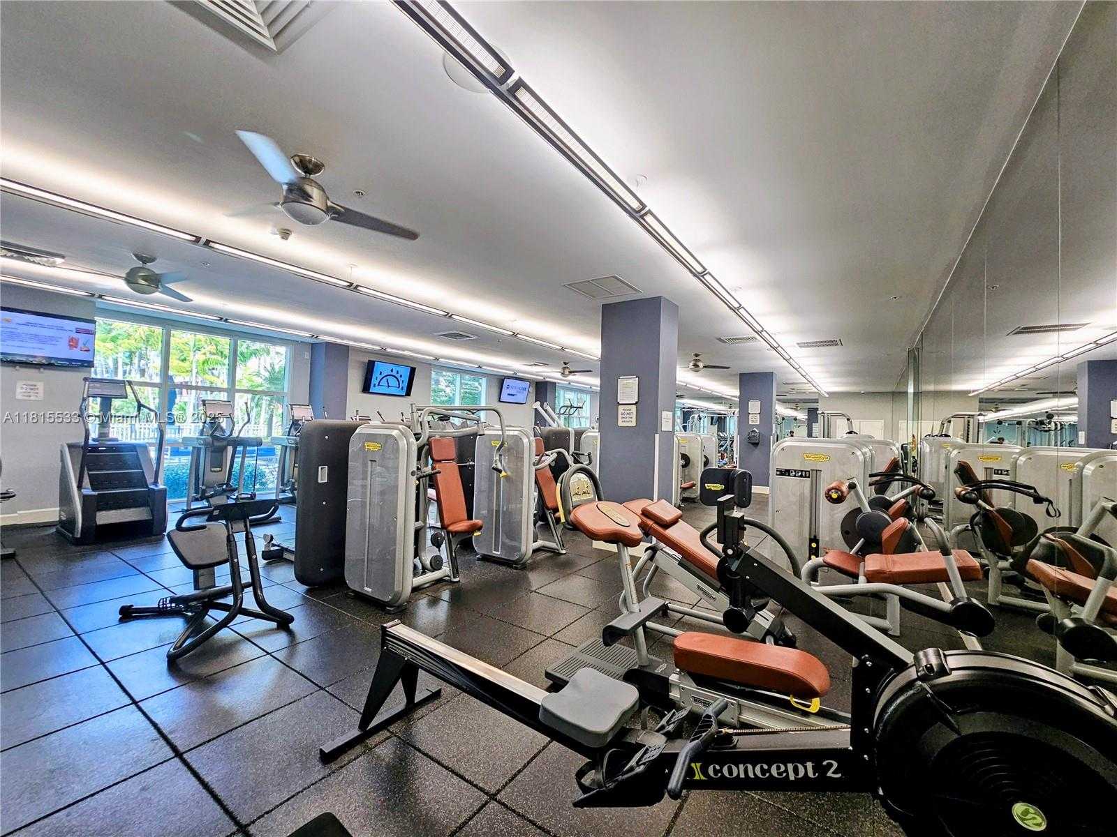 Small Image of 2001 BISCAYNE BLVD #2305, Miami Number 17