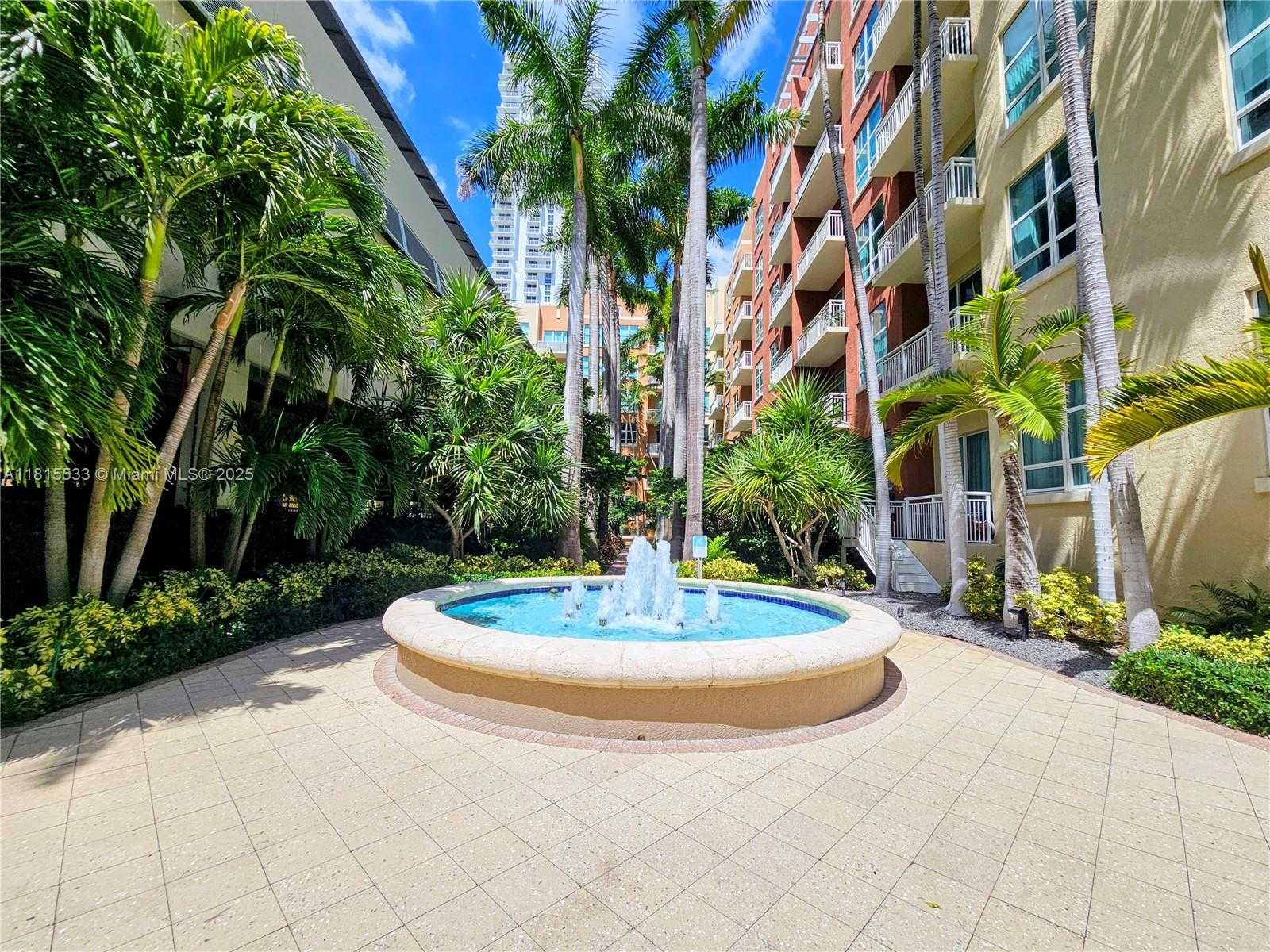 Small Image of 2001 BISCAYNE BLVD #2305, Miami Number 20