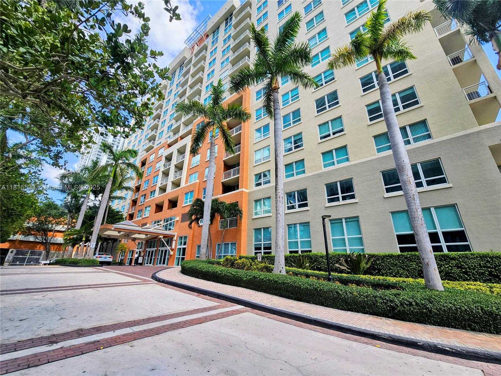 Small Image of 2001 BISCAYNE BLVD #2305, Miami Number 23