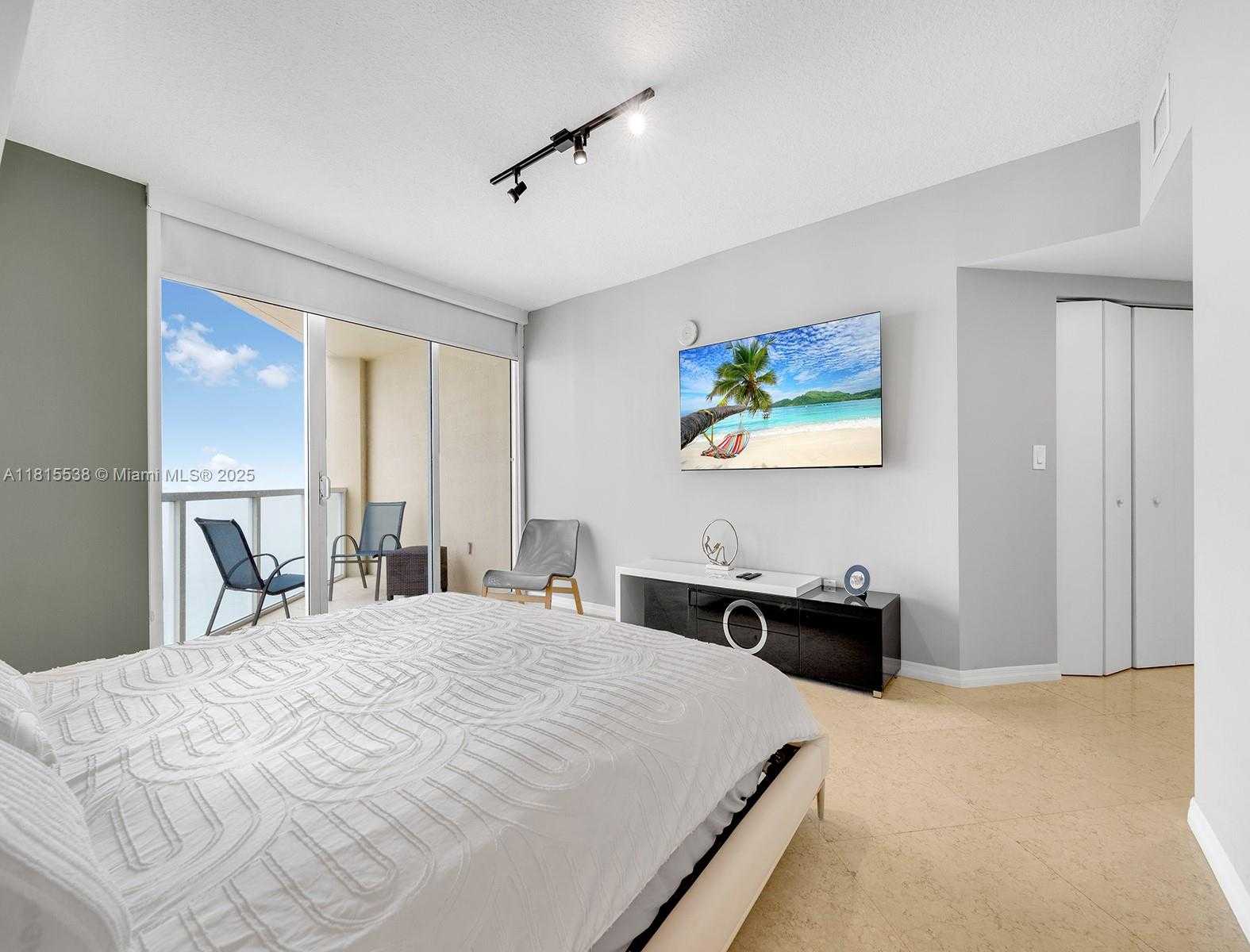 Small Image of 16699 COLLINS AVE #2906, Sunny Isles Beach Number 14