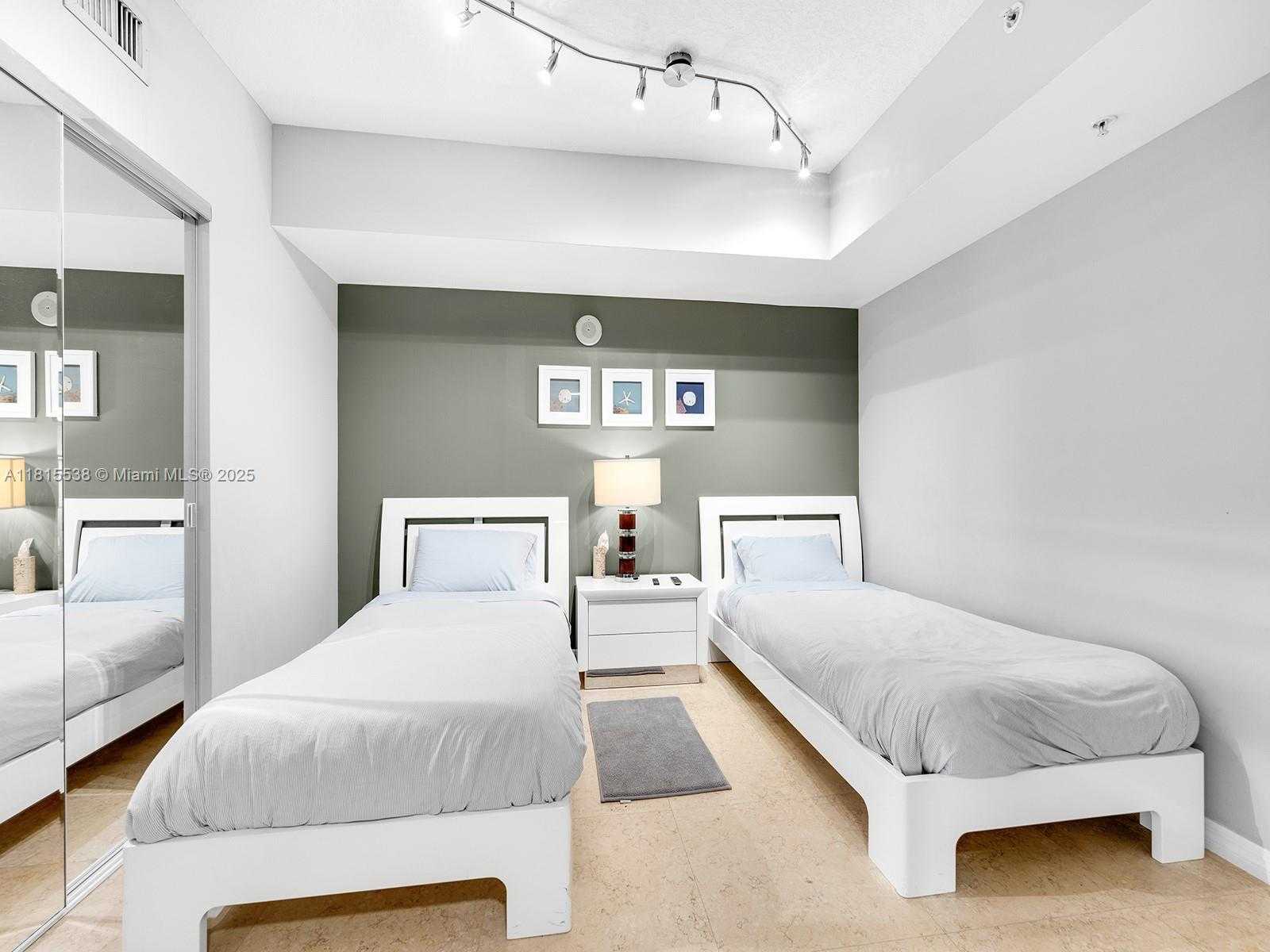 Small Image of 16699 COLLINS AVE #2906, Sunny Isles Beach Number 24