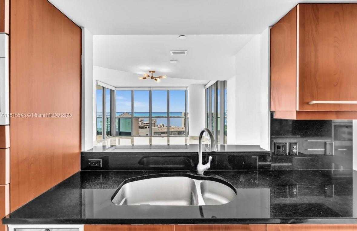 Small Image of 1331 BRICKELL BAY DR #1808, Miami Number 9
