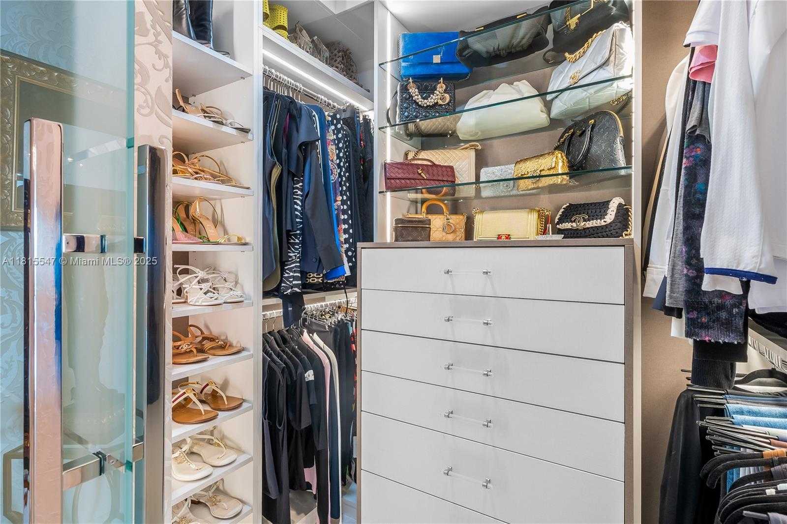 Small Image of 1331 BRICKELL BAY DR #2305, Miami Number 29