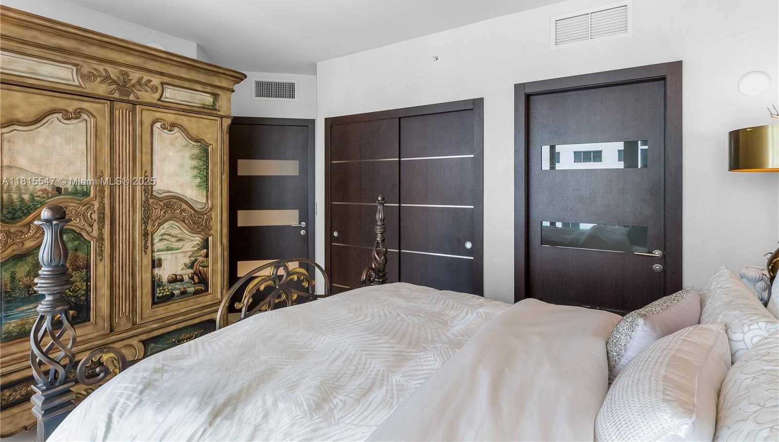 Small Image of 1331 BRICKELL BAY DR #2305, Miami Number 39