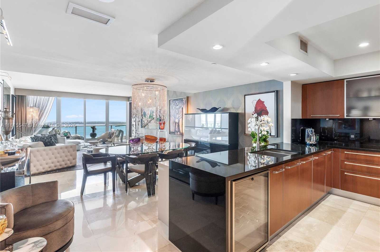 Small Image of 1331 BRICKELL BAY DR #2305, Miami Number 7
