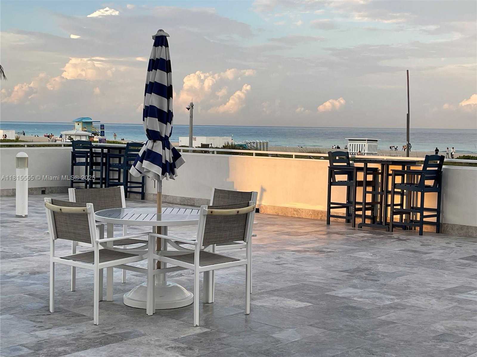 Small Image of 401 OCEAN DR #219, Miami Beach Number 12