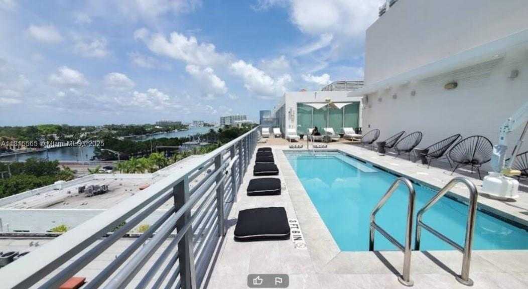 Small Image of 6080 COLLINS AVENUE #PH09, Miami Beach Number 6