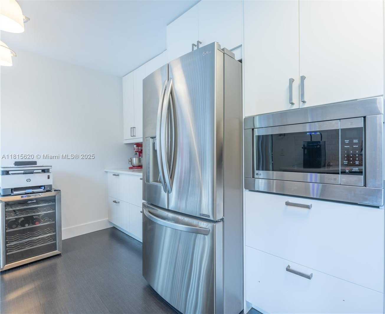 Small Image of 16189 LAUREL DR #25, Weston Number 10