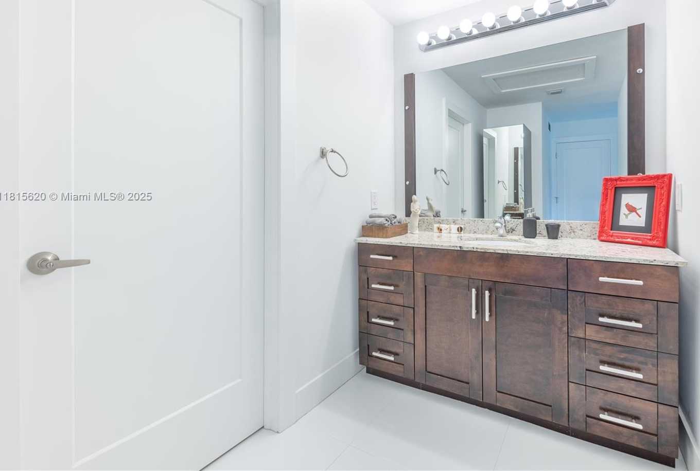 Small Image of 16189 LAUREL DR #25, Weston Number 15