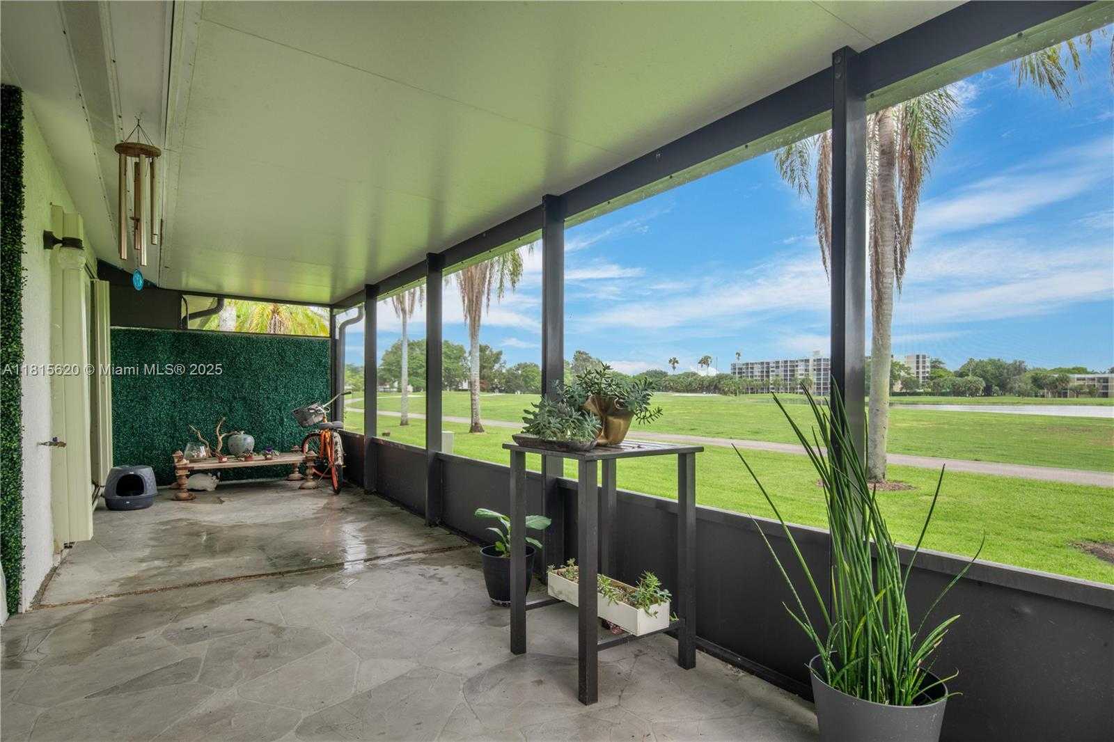 Small Image of 16189 LAUREL DR #25, Weston Number 29