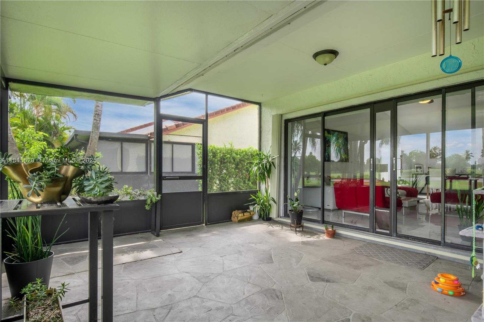 Small Image of 16189 LAUREL DR #25, Weston Number 30