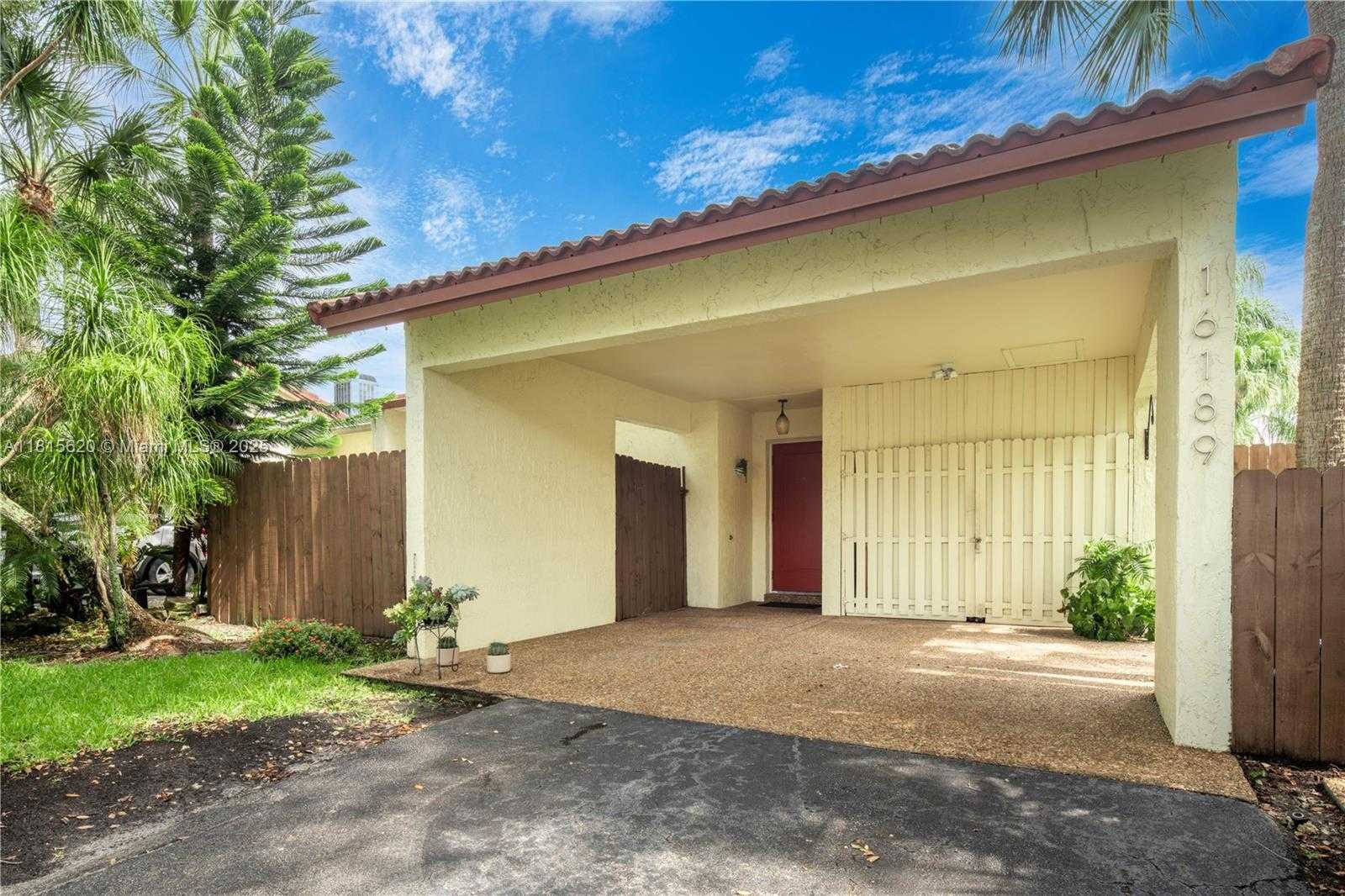 Small Image of 16189 LAUREL DR #25, Weston Number 36