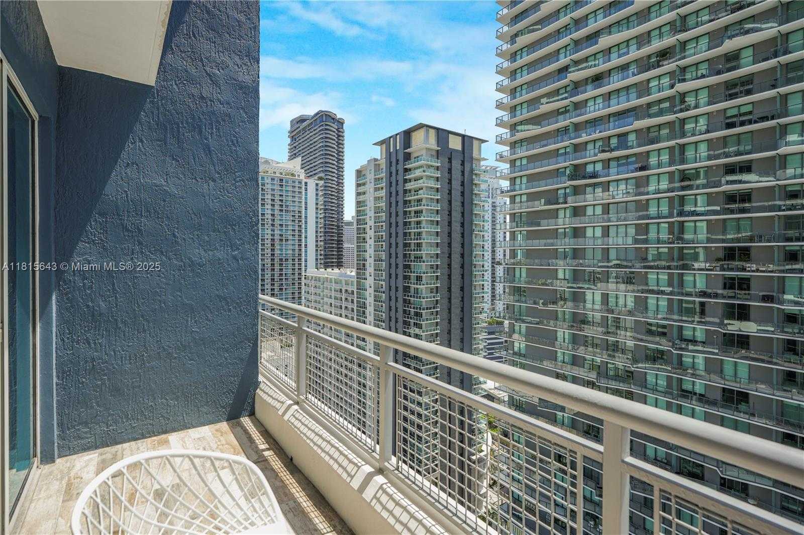 Small Image of 60 SOUTH WEST 13TH ST #2410, Miami Number 12