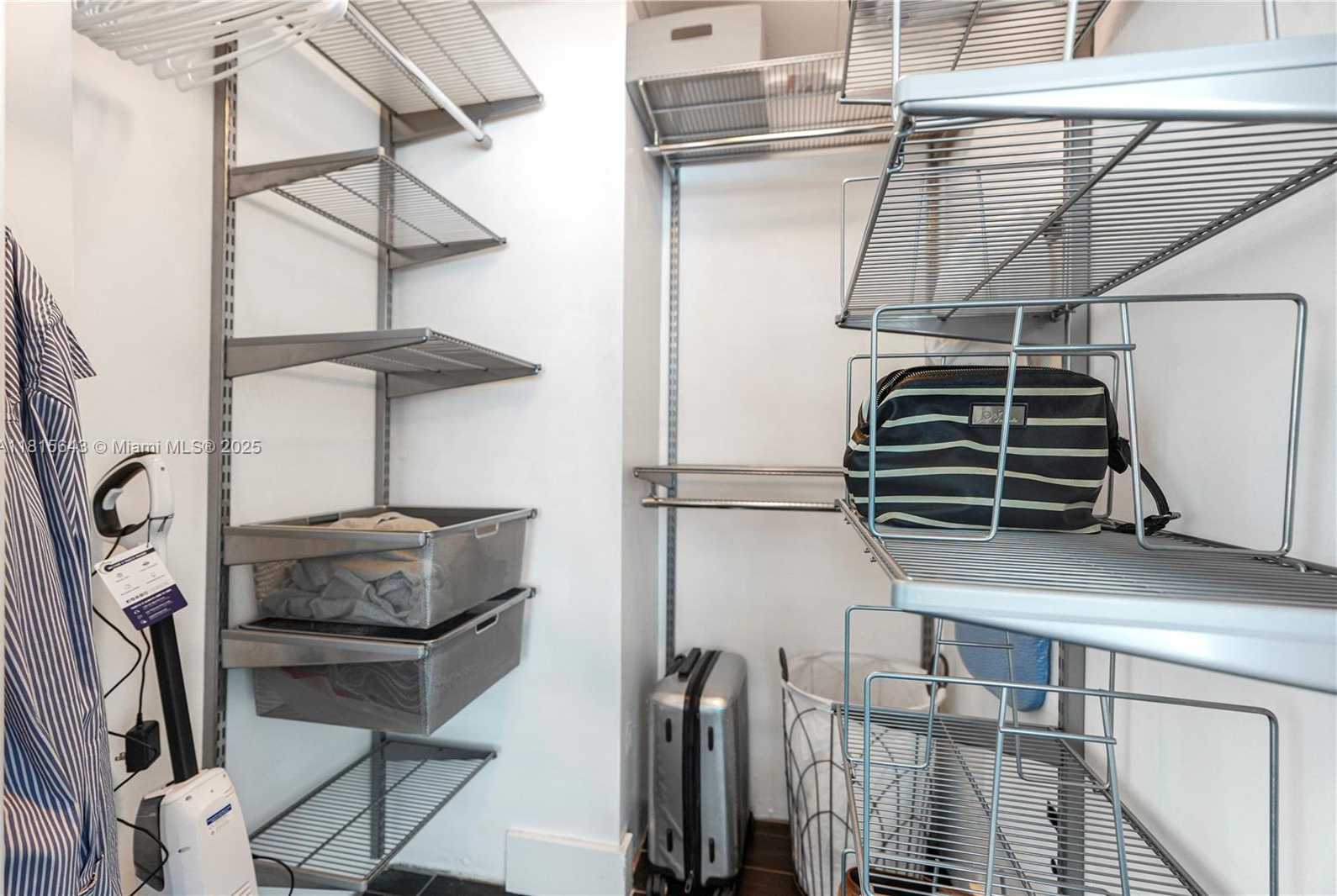 Small Image of 60 SOUTH WEST 13TH ST #2410, Miami Number 22
