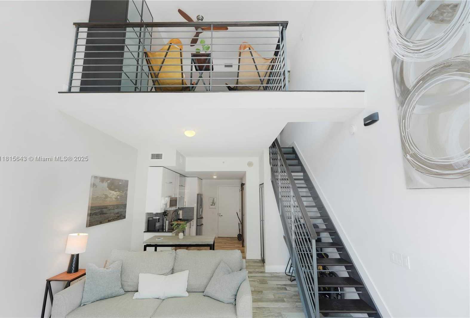Small Image of 60 SOUTH WEST 13TH ST #2410, Miami Number 23