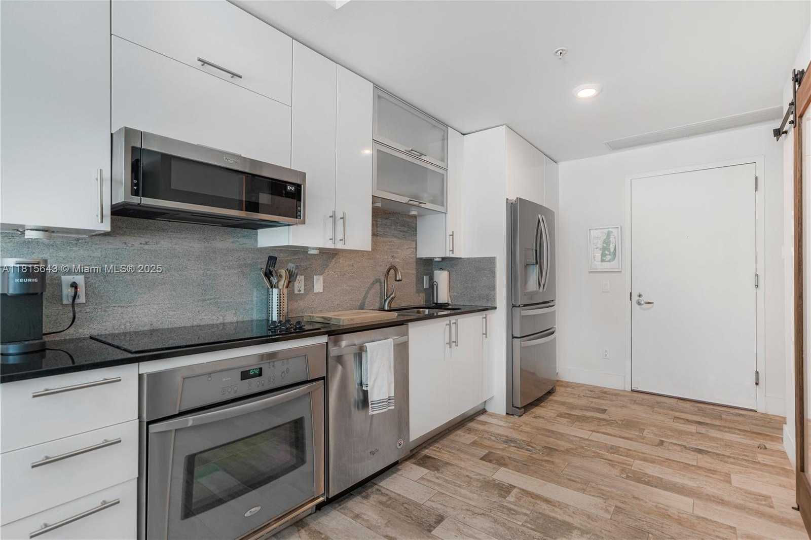 Small Image of 60 SOUTH WEST 13TH ST #2410, Miami Number 5