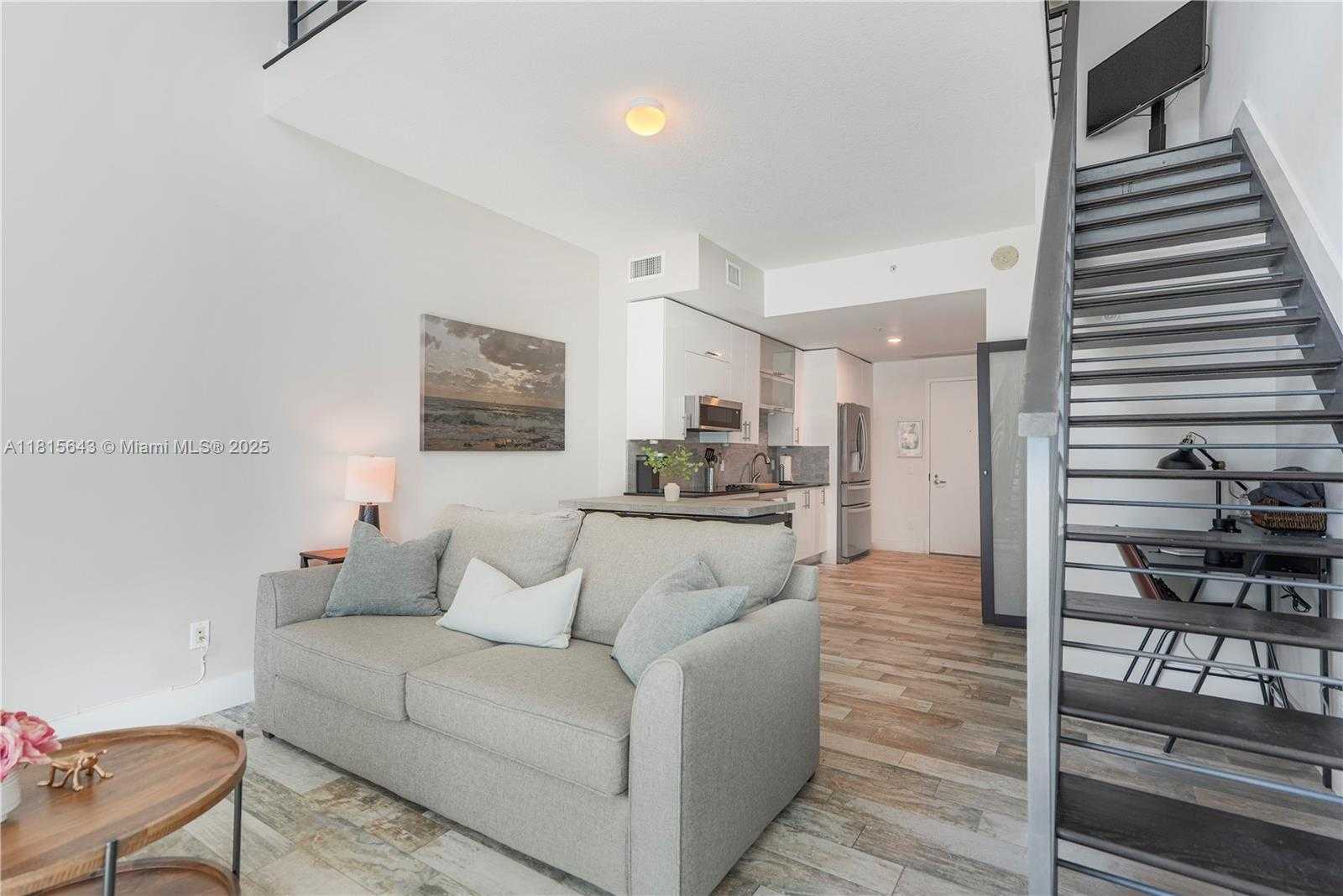 Small Image of 60 SOUTH WEST 13TH ST #2410, Miami Number 7