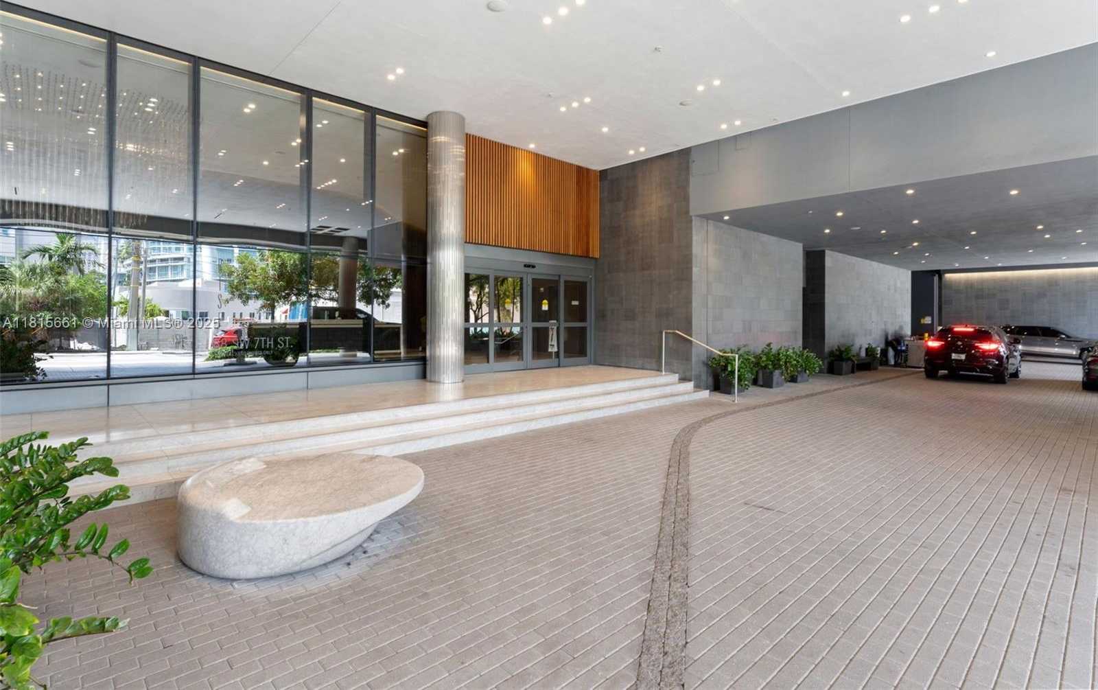 Small Image of 88 SOUTH WEST 7TH ST #712, Miami Number 30