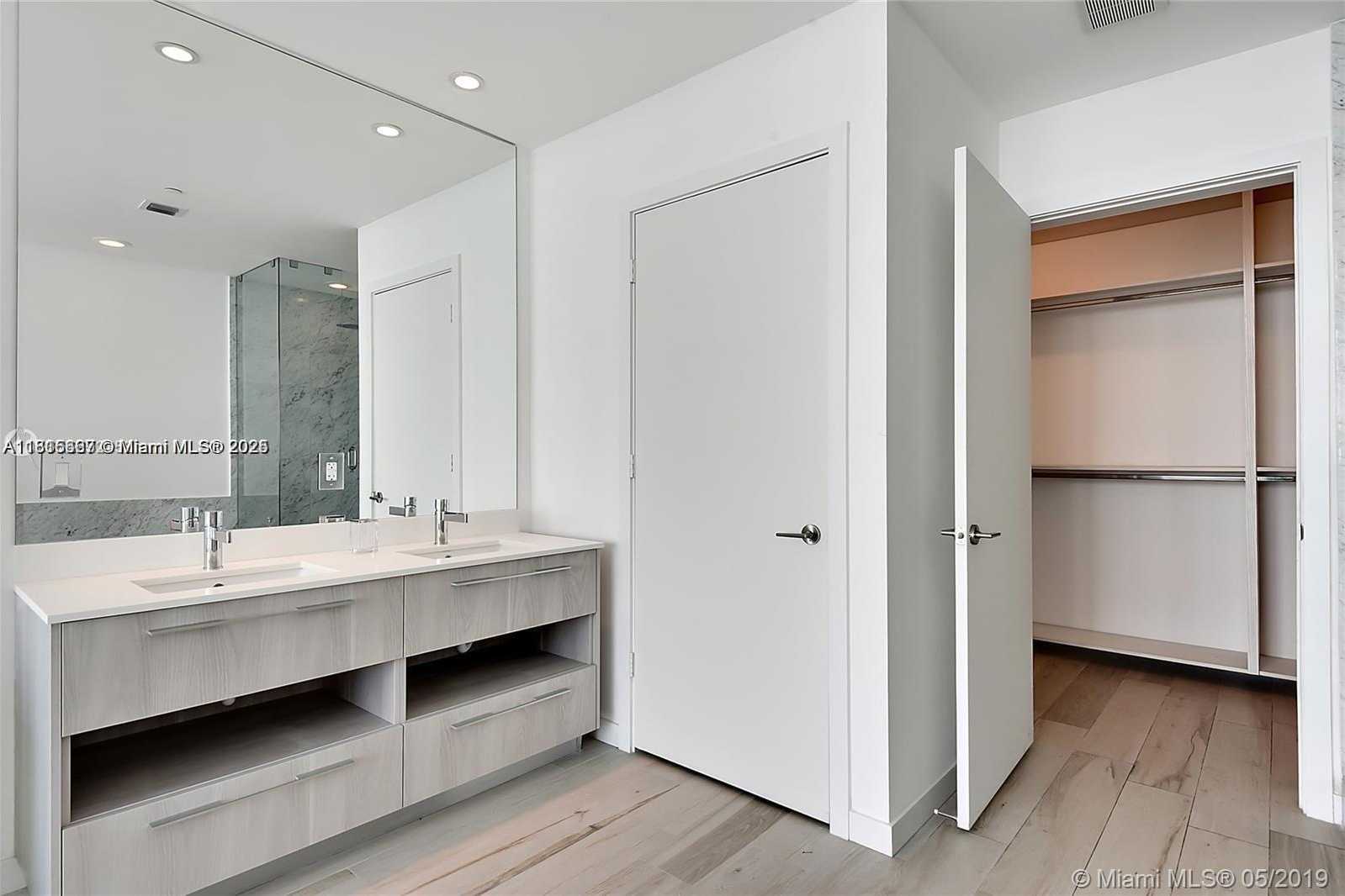 Small Image of 480 NORTH EAST 31ST ST #3301, Miami Number 6